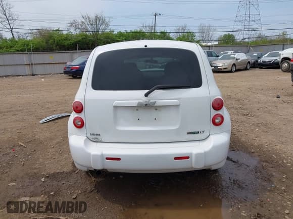 ✅ 2011 Chevrolet HHR 1LT • VIN: 3GNBABFW8BS536470 • Lot: 42022592. Listed on IAAI with 154,453 mi. Free auction sales archive from the USA and detailed vehicle history report at DreamBid. Image 17.