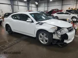✅ 2013 Dodge Avenger SXT • VIN: 1C3CDZCB2DN709576 • Лот: 86181884. Опубликован ранее на Copart с пробегом 109 830 миль. Бесплатный доступ к архиву аукционных продаж из США и подробный отчёт об истории автомобиля на DreamBid. Изображение 4.