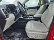 ✅ 2021 Kia Sorento EX • VIN: KNDRH4LG2M5033056 • Lot: 60971225. Wystawiony na Copart z przebiegiem 49 960 mil. Bezpłatny archiwum sprzedaży aukcyjnych z USA i szczegółowy raport historii pojazdu na DreamBid. Zdjęcie 7.