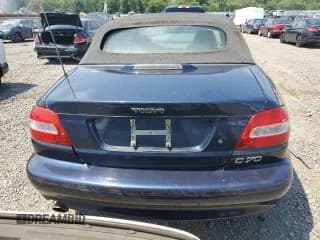 ✅ 2004 Volvo C70 • VIN: YV1NC62D34J060137 • Лот: 62987775. Опубликован ранее на Copart с пробегом 161 313 миль. Бесплатный доступ к архиву аукционных продаж из США и подробный отчёт об истории автомобиля на DreamBid. Изображение 6.