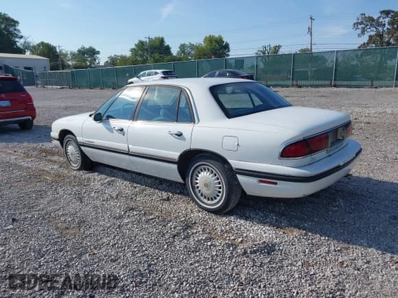 ✅ 1999 Buick LeSabre Custom • VIN: 1G4HP52K8XH495243 • Lot: 43123671. Wystawiony na IAAI z przebiegiem 112 173 mil. Bezpłatny archiwum sprzedaży aukcyjnych z USA i szczegółowy raport historii pojazdu na DreamBid. Zdjęcie 3.