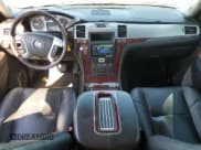 ✅ 2013 Cadillac Escalade EXT Premium • VIN: 3GYT4NEF5DG158809 • Лот: 70858975. Опубликован ранее на Copart с пробегом 138 887 миль. Бесплатный доступ к архиву аукционных продаж из США и подробный отчёт об истории автомобиля на DreamBid. Изображение 8.