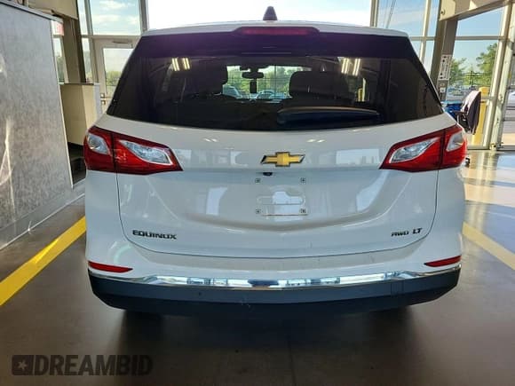 ✅ 2019 Chevrolet Equinox LT • VIN: 2GNAXUEV5K6266188 • Лот: 43272836. Опубликован ранее на IAAI с пробегом 118 303 миль. Бесплатный доступ к архиву аукционных продаж из США и подробный отчёт об истории автомобиля на DreamBid. Изображение 1.