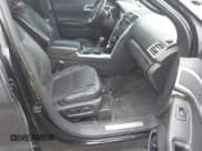 ✅ 2013 Ford Explorer Limited • VIN: 1FM5K8F8XDGA19773 • Lot: 43365657. Wystawiony na IAAI z przebiegiem 219 799 mil. Bezpłatny archiwum sprzedaży aukcyjnych z USA i szczegółowy raport historii pojazdu na DreamBid. Zdjęcie 5.