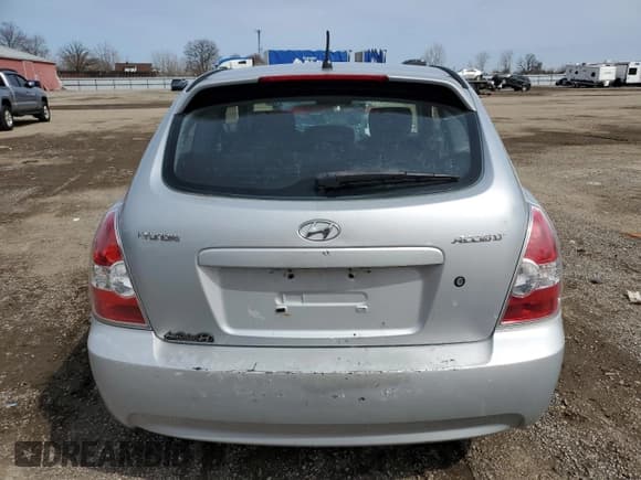 ✅ 2007 Hyundai Accent GS • VIN: KMHCN35C87U020918 • Лот: 51818125. Опубликован ранее на Copart с пробегом 167 753 миль. Бесплатный доступ к архиву аукционных продаж из США и подробный отчёт об истории автомобиля на DreamBid. Изображение 6.