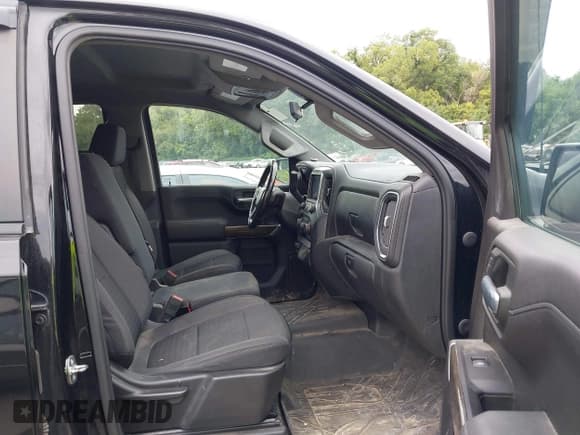 ✅ 2020 Chevrolet Silverado 1500 RST • VIN: 3GCUYEET3LG247636 • Lot: 43066624. Listed on IAAI with 146,969 mi. Free auction sales archive from the USA and detailed vehicle history report at DreamBid. Image 5.