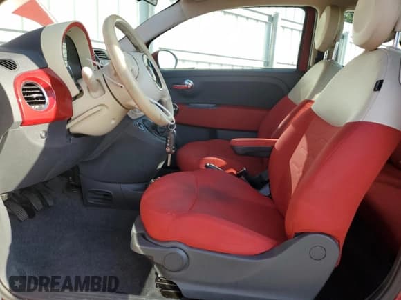 ✅ 2015 FIAT 500 Pop • VIN: 3C3CFFDR6FT581978 • Лот: 69022715. Опубликован ранее на Copart с пробегом 114 620 миль. Бесплатный доступ к архиву аукционных продаж из США и подробный отчёт об истории автомобиля на DreamBid. Изображение 7.