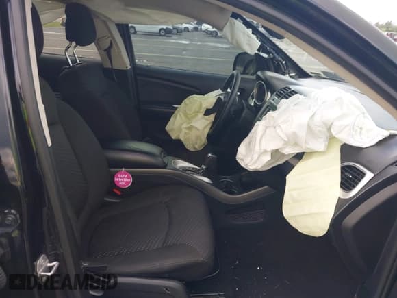 ✅ 2019 Dodge Journey SE • VIN: 3C4PDCBB5KT870562 • Lot: 43409774. Wystawiony na IAAI z przebiegiem 93 285 mil. Bezpłatny archiwum sprzedaży aukcyjnych z USA i szczegółowy raport historii pojazdu na DreamBid. Zdjęcie 5.