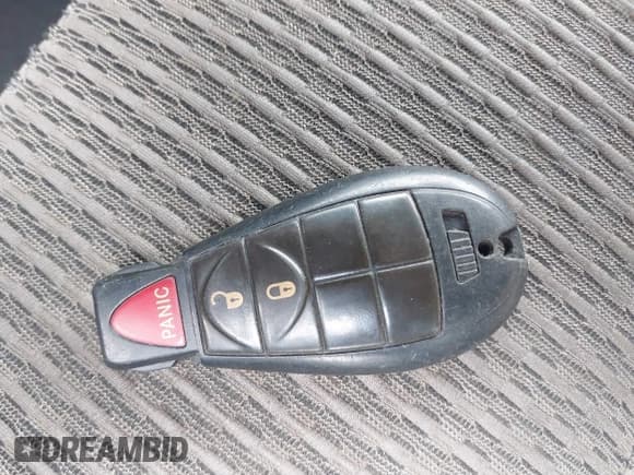 ✅ 2010 Dodge 1500 SLT • VIN: 1D7RB1CT2AS105261 • Lot: 41850995. Wystawiony na IAAI z przebiegiem 273 234 mil. Bezpłatny archiwum sprzedaży aukcyjnych z USA i szczegółowy raport historii pojazdu na DreamBid. Zdjęcie 11.