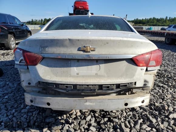 ✅ 2017 Chevrolet Impala LT • VIN: 2G1105SA9H9174635 • Лот: 70571874. Опубликован ранее на Copart с пробегом Не указан. Бесплатный доступ к архиву аукционных продаж из США и подробный отчёт об истории автомобиля на DreamBid. Изображение 6.