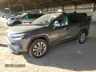 ✅ 2024 Toyota RAV4 XLE Premium • VIN: 2T3A1RFV0RC470211 • Lot: 93142115. Wystawiony na Copart z przebiegiem 14 119 mil. Bezpłatny archiwum sprzedaży aukcyjnych z USA i szczegółowy raport historii pojazdu na DreamBid. Zdjęcie 1.
