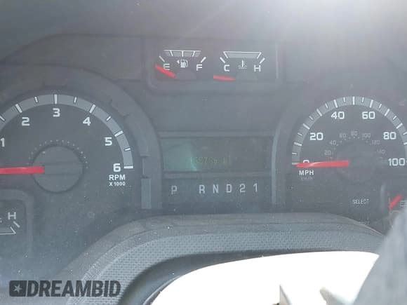 ✅ 2012 Ford Econoline Passenger XL • VIN: 1FBSS3BL3CDB17262 • Lot: 42311561. Wystawiony na IAAI z przebiegiem 165 736 mil. Bezpłatny archiwum sprzedaży aukcyjnych z USA i szczegółowy raport historii pojazdu na DreamBid. Zdjęcie 7.