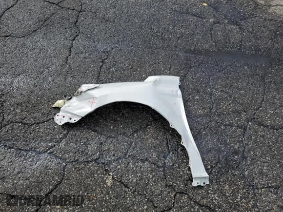 ✅ 2023 Toyota Camry SE • VIN: 4T1T11AK2PU131185 • Lot: 81133355. Wystawiony na Copart z przebiegiem 37 001 mil. Bezpłatny archiwum sprzedaży aukcyjnych z USA i szczegółowy raport historii pojazdu na DreamBid. Zdjęcie 12.