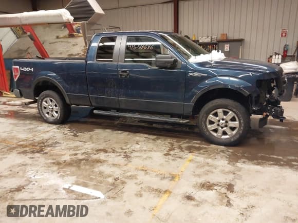 ✅ 2014 Ford F-150 XL • VIN: 1FTEX1EM7EKF80930 • Lot: 41568686. Wystawiony na IAAI z przebiegiem 204 199 mil. Bezpłatny archiwum sprzedaży aukcyjnych z USA i szczegółowy raport historii pojazdu na DreamBid. Zdjęcie 14.