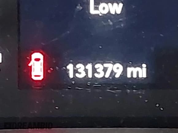 ✅ 2019 Jeep Cherokee Latitude Plus • VIN: 1C4PJLLN3KD147526 • Lot: 41503928. Listed on IAAI with 131,379 mi. Free auction sales archive from the USA and detailed vehicle history report at DreamBid. Image 15.