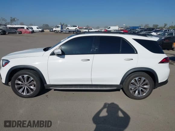 ✅ 2022 Mercedes-Benz GLE 350 • VIN: 4JGFB4KB3NA781992 • Лот: 43139522. Опубликован ранее на IAAI с пробегом 59 048 миль. Бесплатный доступ к архиву аукционных продаж из США и подробный отчёт об истории автомобиля на DreamBid. Изображение 14.