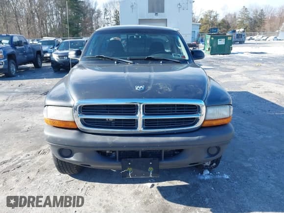 ✅ 2004 Dodge Dakota • VIN: 1D7GG16K24S588718 • Lot: 41552216. Wystawiony na IAAI z przebiegiem 140 653 mil. Bezpłatny archiwum sprzedaży aukcyjnych z USA i szczegółowy raport historii pojazdu na DreamBid. Zdjęcie 6.