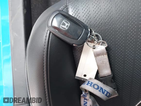 ✅ 2024 Honda Civic Sport Touring • VIN: 19XFL1G80RE016173 • Lot: 42754584. Wystawiony na IAAI z przebiegiem 18 087 mil. Bezpłatny archiwum sprzedaży aukcyjnych z USA i szczegółowy raport historii pojazdu na DreamBid. Zdjęcie 11.