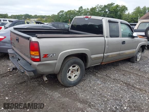 ✅ 2002 Chevrolet Silverado 1500 LT • VIN: 2GCEK19TX21199861 • Lot: 43243784. Listed on IAAI with Not provided. Free auction sales archive from the USA and detailed vehicle history report at DreamBid. Image 4.