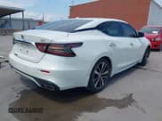 ✅ 2021 Nissan Maxima SV • VIN: 1N4AA6CV2MC508234 • Lot: 42974994. Wystawiony na IAAI z przebiegiem 117 507 mil. Bezpłatny archiwum sprzedaży aukcyjnych z USA i szczegółowy raport historii pojazdu na DreamBid. Zdjęcie 4.