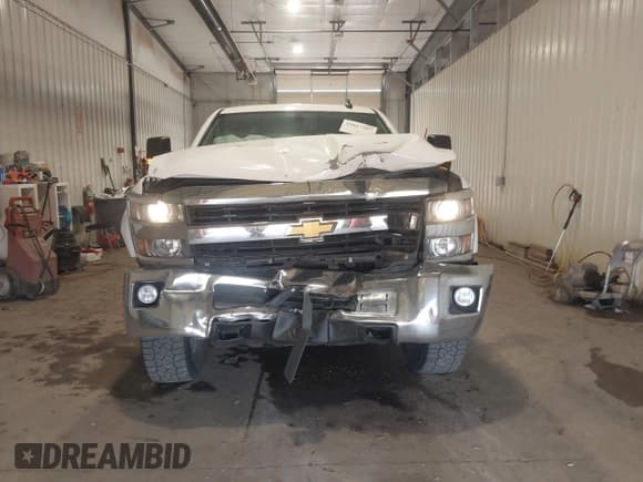 ✅ 2015 Chevrolet Silverado 2500HD LT • VIN: 1GC1KVEG4FF519124 • Lot: 43017987. Listed on IAAI with 144,593 mi. Free auction sales archive from the USA and detailed vehicle history report at DreamBid. Image 12.
