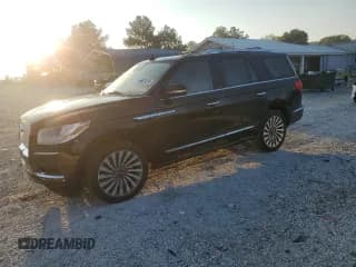✅ 2019 Lincoln Navigator Reserve • VIN: 5LMJJ2LT4KEL10282 • Лот: 68874313. Опубликован ранее на Copart с пробегом 67 877 миль. Бесплатный доступ к архиву аукционных продаж из США и подробный отчёт об истории автомобиля на DreamBid. Изображение 1.