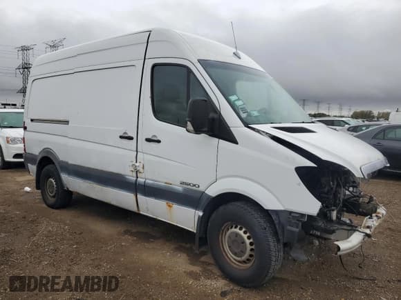 ✅ 2007 Dodge Sprinter • VIN: WD0PE745575157090 • Лот: 86648435. Опубликован ранее на Copart с пробегом Не указан. Бесплатный доступ к архиву аукционных продаж из США и подробный отчёт об истории автомобиля на DreamBid. Изображение 4.