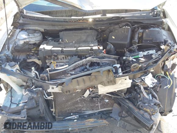 ✅ 2010 Hyundai Elantra SE • VIN: KMHDU4AD2AU868473 • Lot: 43361202. Listed on IAAI with 139,728 mi. Free auction sales archive from the USA and detailed vehicle history report at DreamBid. Image 10.