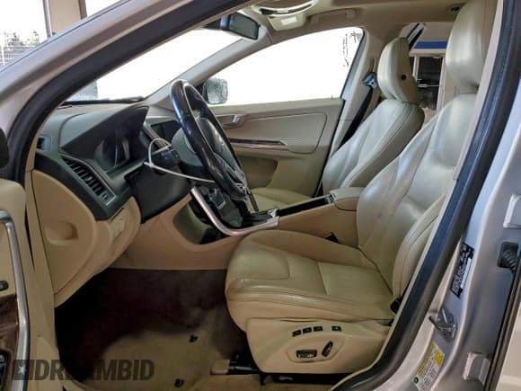 ✅ 2014 Volvo XC60 3.2L • VIN: YV4952DZ2E2550466 • Lot: 95534115. Listed on Copart with 91,522 mi. Free auction sales archive from the USA and detailed vehicle history report at DreamBid. Image 7.