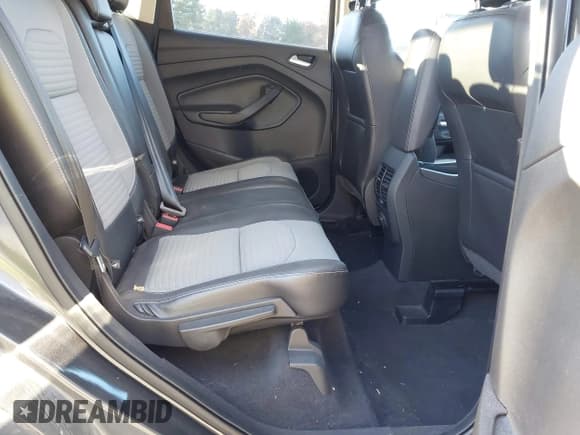 ✅ 2019 Ford Escape SE • VIN: 1FMCU9GDXKUA86259 • Лот: 43610676. Опубликован ранее на IAAI с пробегом 53 902 миль. Бесплатный доступ к архиву аукционных продаж из США и подробный отчёт об истории автомобиля на DreamBid. Изображение 8.