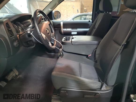 ✅ 2009 Chevrolet Silverado 1500 • VIN: 1GCEK24009Z179817 • Лот: 80531035. Опубликован ранее на Copart с пробегом 97 203 миль. Бесплатный доступ к архиву аукционных продаж из США и подробный отчёт об истории автомобиля на DreamBid. Изображение 7.