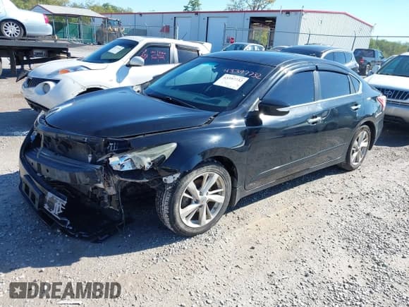 ✅ 2013 Nissan Altima SV • VIN: 1N4AL3AP0DC234559 • Lot: 43397732. Listed on IAAI with 201,740 mi. Free auction sales archive from the USA and detailed vehicle history report at DreamBid. Image 18.