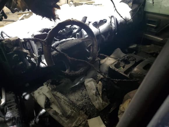 ✅ 2014 Chevrolet Silverado 1500 LT • VIN: 1GCVKREC6EZ148437 • Лот: 38076294. Опубликован ранее на Copart с пробегом Не указан. Бесплатный доступ к архиву аукционных продаж из США и подробный отчёт об истории автомобиля на DreamBid. Изображение 8.