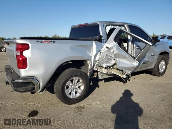 ✅ 2021 Chevrolet Silverado 1500 LT • VIN: 3GCUYDED6MG434437 • Lot: 80026015. Listed on Copart with 56,181 mi. Free auction sales archive from the USA and detailed vehicle history report at DreamBid. Image 3.