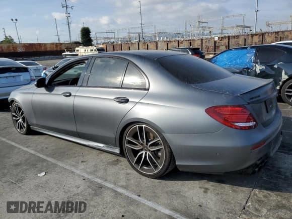 ✅ 2019 Mercedes-Benz E 53 AMG • VIN: WDDZF6BB7KA572404 • Lot: 45515705. Listed on Copart with 47,489 mi. Free auction sales archive from the USA and detailed vehicle history report at DreamBid. Image 2.