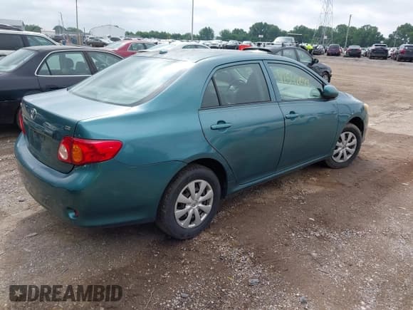 ✅ 2009 Toyota Corolla • VIN: 2T1BU40E39C031746 • Lot: 42542079. Listed on IAAI with 218,019 mi. Free auction sales archive from the USA and detailed vehicle history report at DreamBid. Image 4.
