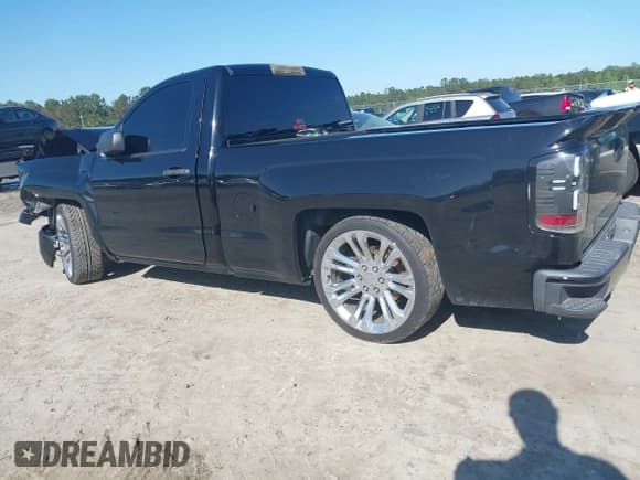 ✅ 2014 Chevrolet Silverado 1500 LT • VIN: 1GCNCREC1EZ394065 • Лот: 41995665. Опубликован ранее на IAAI с пробегом 143 866 миль. Бесплатный доступ к архиву аукционных продаж из США и подробный отчёт об истории автомобиля на DreamBid. Изображение 3.