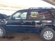 ✅ 2005 Mercury Mariner Luxury • VIN: 4M2CU56115DJ22746 • Lot: 43838719. Wystawiony na IAAI z przebiegiem Nie podano. Bezpłatny archiwum sprzedaży aukcyjnych z USA i szczegółowy raport historii pojazdu na DreamBid. Zdjęcie 14.