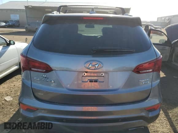 ✅ 2017 Hyundai Santa Fe 2.4L • VIN: 5XYZUDLB7HG430095 • Lot: 47276733. Wystawiony na Copart z przebiegiem 34 861 mil mil. Skorzystaj z bezpłatnego archiwum sprzedaży aukcyjnych z USA i zobacz szczegółowy raport historii pojazdu na DreamBid. Zdjęcie 6.