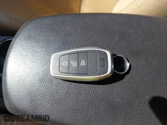 2012 Hyundai Elantra Limited с VIN KMHDH4AE0CU208187, выставлен на аукционе IAAI как лот 43470422 с пробегом 159 555 миль миль и . История ставок и продаж доступна на DreamBid. Изображение 11.