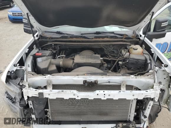 ✅ 2022 Chevrolet Silverado 2500HD • VIN: 1GC0YNE75NF101101 • Lot: 72952574. Wystawiony na Copart z przebiegiem 49 970 mil. Bezpłatny archiwum sprzedaży aukcyjnych z USA i szczegółowy raport historii pojazdu na DreamBid. Zdjęcie 11.