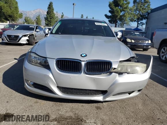 ✅ 2010 BMW 3 Series 328i • VIN: WBAPH5G55ANM69821 • Lot: 87279945. Listed on Copart with 113,695 mi. Free auction sales archive from the USA and detailed vehicle history report at DreamBid. Image 5.