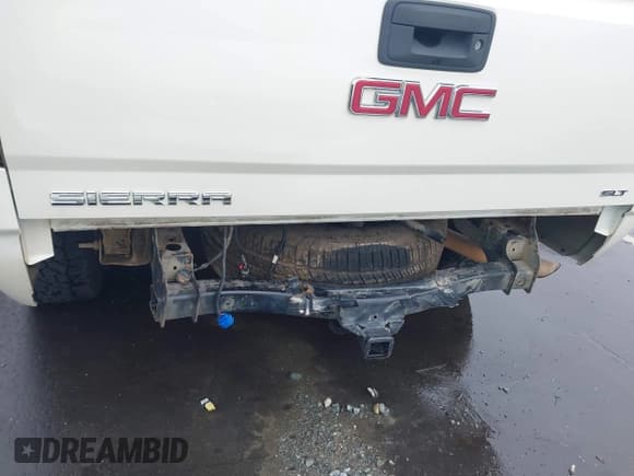 ✅ 2014 GMC Sierra 1500 SLT • VIN: 3GTU2VEC0EG259781 • Lot: 43403397. Wystawiony na IAAI z przebiegiem 157 015 mil. Bezpłatny archiwum sprzedaży aukcyjnych z USA i szczegółowy raport historii pojazdu na DreamBid. Zdjęcie 6.