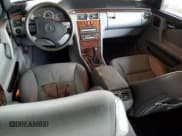 ✅ 1997 Mercedes-Benz E 320 • VIN: WDBJF55F0VA401089 • Lot: 83848065. Listed on Copart with 173,615 mi. Free auction sales archive from the USA and detailed vehicle history report at DreamBid. Image 8.