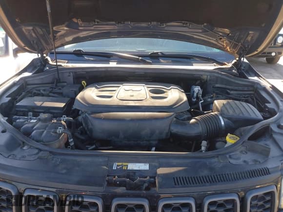 ✅ 2017 Jeep Grand Cherokee Trailhawk • VIN: 1C4RJFLGXHC874737 • Lot: 43638039. Wystawiony na IAAI z przebiegiem 125 315 mil. Bezpłatny archiwum sprzedaży aukcyjnych z USA i szczegółowy raport historii pojazdu na DreamBid. Zdjęcie 10.