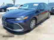 2022 Toyota Camry Hybrid LE с VIN 4T1C31AK0NU576130, выставлен на аукционе IAAI как лот 42382718 с пробегом 70 749 миль миль и . История ставок и продаж доступна на DreamBid. Изображение 21.