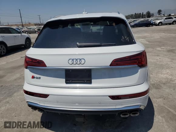 ✅ 2024 Audi SQ5 Premium Plus • VIN: WA1B4AFY2R2121012 • Lot: 68658265. Wystawiony na Copart z przebiegiem 2 976 mil. Bezpłatny archiwum sprzedaży aukcyjnych z USA i szczegółowy raport historii pojazdu na DreamBid. Zdjęcie 6.