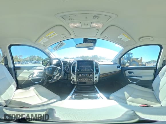 ✅ 2020 Nissan Titan SL • VIN: 1N6AA1ED4LN505739 • Lot: 85420155. Wystawiony na Copart z przebiegiem 67 143 mil. Bezpłatny archiwum sprzedaży aukcyjnych z USA i szczegółowy raport historii pojazdu na DreamBid. Zdjęcie 14.