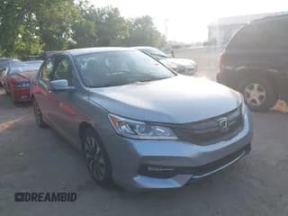 ✅ 2017 Honda Accord • VIN: JHMCR6F3XHC001026 • Lot: 42590709. Listed on IAAI with 128,888 mi. Free auction sales archive from the USA and detailed vehicle history report at DreamBid. Image 1.