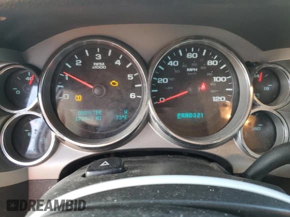 ✅ 2011 GMC Sierra 1500 SLE • VIN: 1GTR1VEA7BZ100372 • Lot: 80681925. Wystawiony na Copart z przebiegiem 170 963 mil. Bezpłatny archiwum sprzedaży aukcyjnych z USA i szczegółowy raport historii pojazdu na DreamBid. Zdjęcie 9.